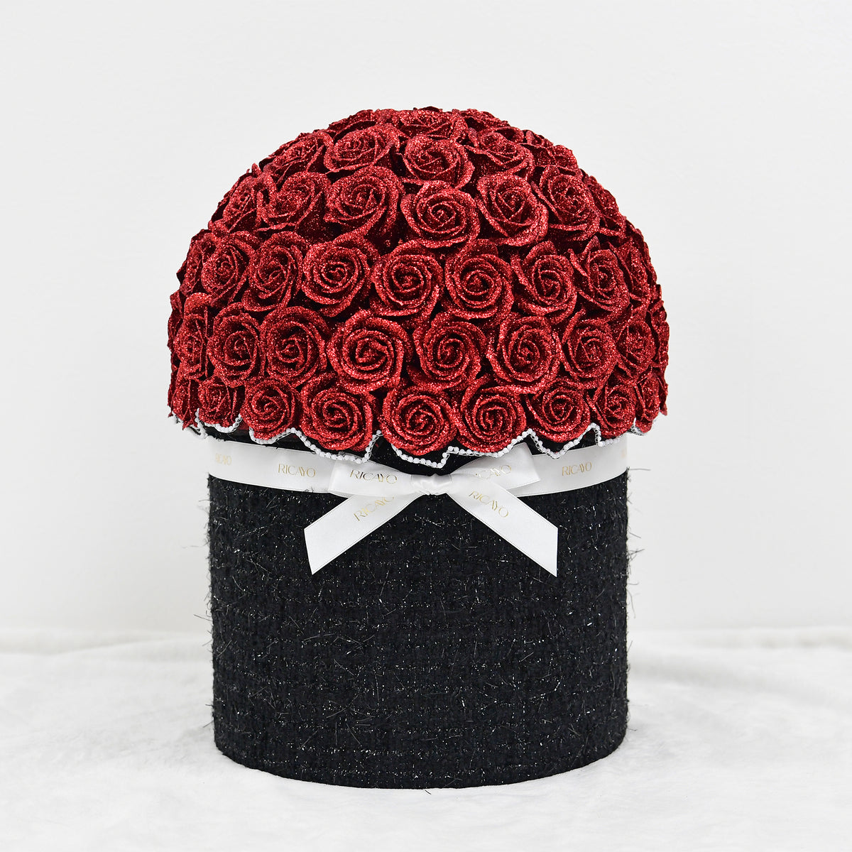 KUROHA 100 red glitter roses with black jewelry tweed bowl bouquet by RICAYO